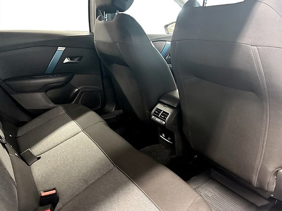 Citroen E-C4 12 of 15