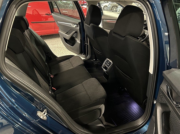 Skoda Octavia 18 of 27