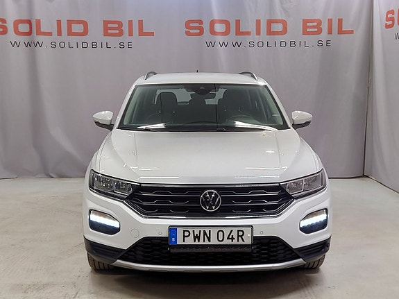 Volkswagen T-Roc 2 of 16