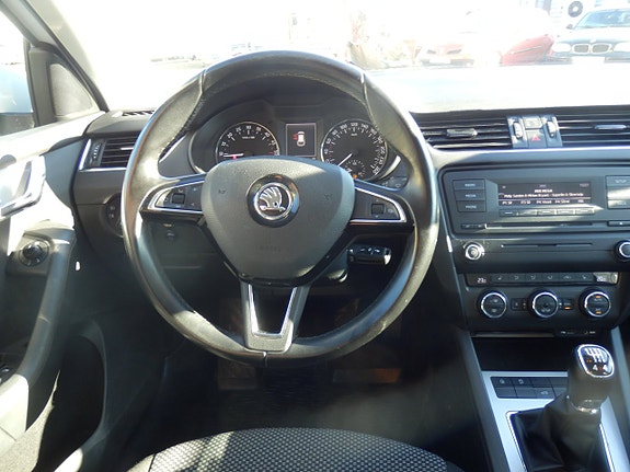 Skoda Octavia 5 of 5