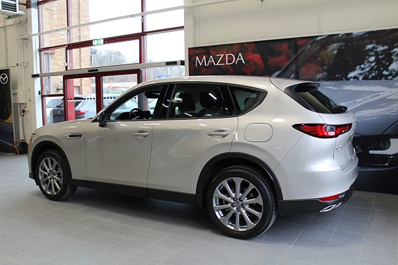 Mazda CX-60 2 of 7