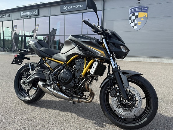 Kawasaki Z650S - Köp Online 2 of 8
