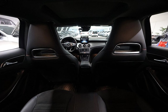 Mercedes-Benz GLA220 d 11 of 19