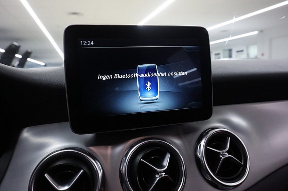 Mercedes-Benz GLA220 d 18 of 19