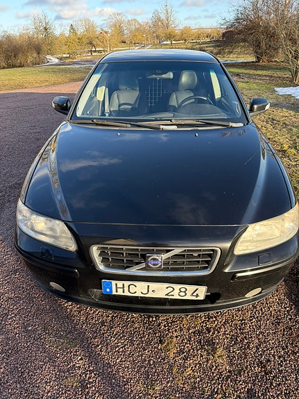 Volvo S60 3 of 7