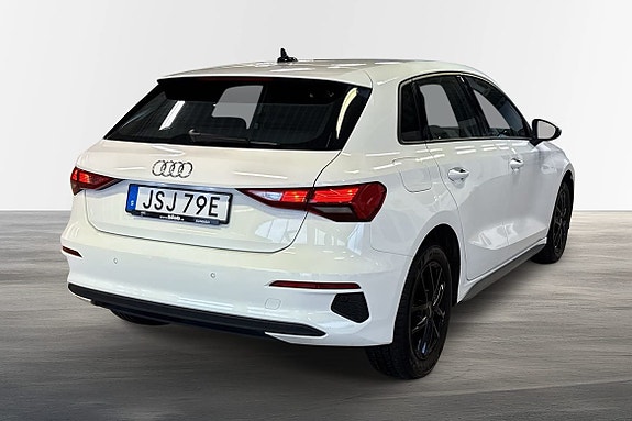 Audi A3 3 of 5