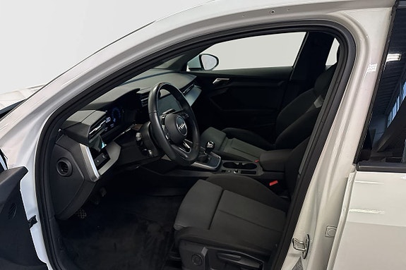 Audi A3 4 of 5