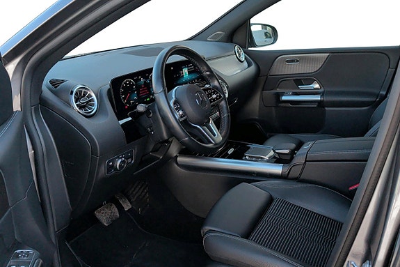 Mercedes-Benz B250 e 5 of 5