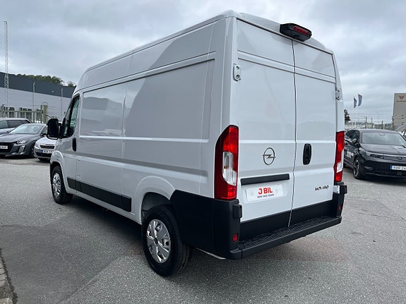 Opel Movano 5 of 9