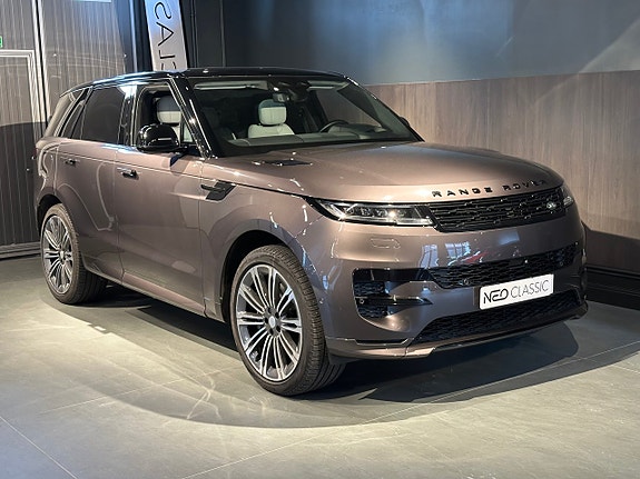 Land Rover Range Rover Sport 2 of 5