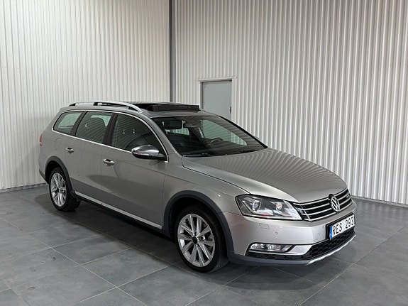 Volkswagen Passat Alltrack 3 of 5