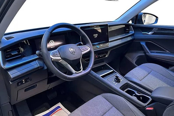 Volkswagen Tayron 5 of 9