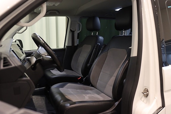 Volkswagen Multivan 8 of 22