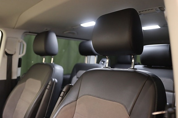 Volkswagen Multivan 22 of 22