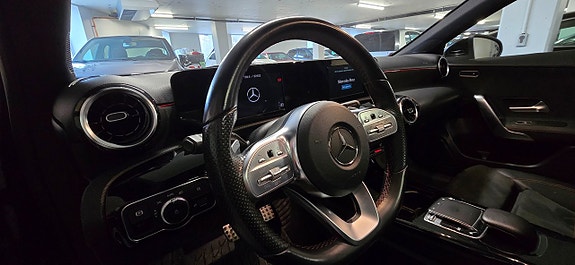 Mercedes-Benz A200 12 of 12