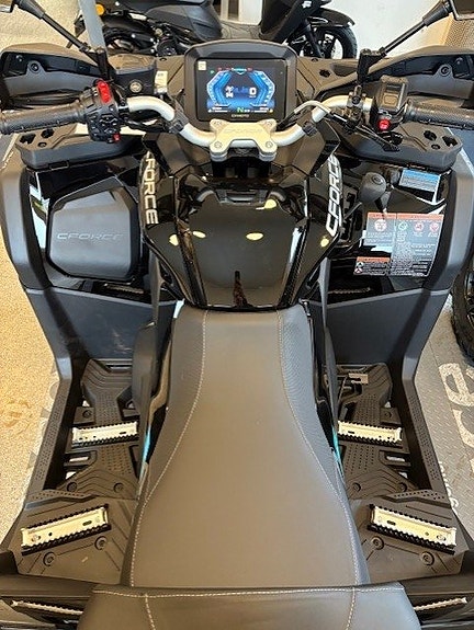 CFMOTO C-Force 850 Black ED 3 of 5