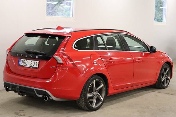 Volvo V60 4 of 18