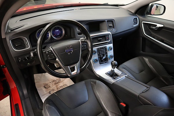 Volvo V60 5 of 18