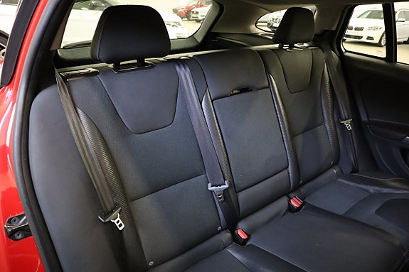 Volvo V60 13 of 18