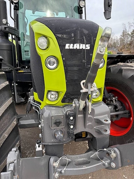 CLAAS Arion 630 CIS 8 of 15