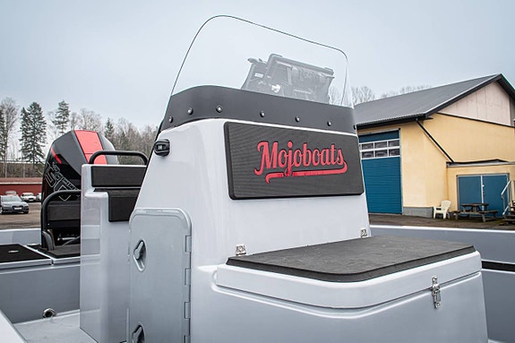 Beason 565 Mojo CC Mercury 115 ProXS 11 of 12