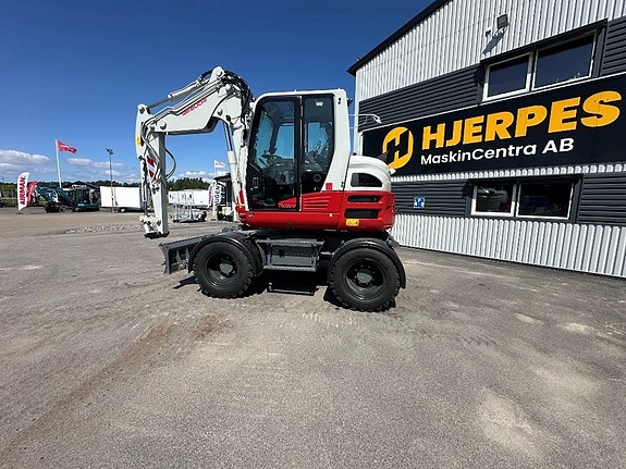 Takeuchi TB 395 W 10 of 18