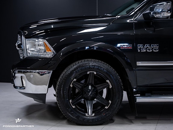 Dodge RAM 1500 3 of 5