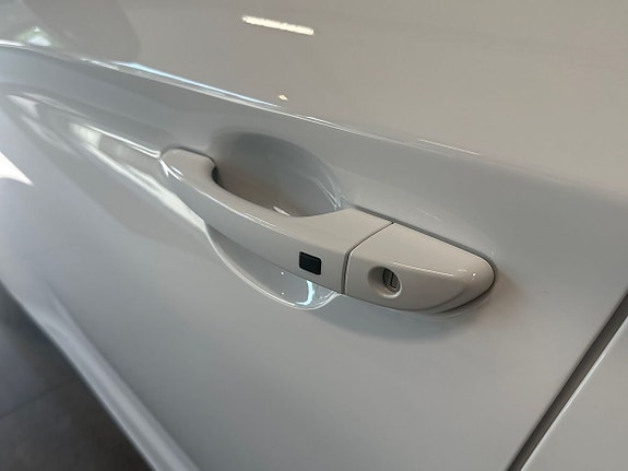 Hyundai Kona 12 of 13
