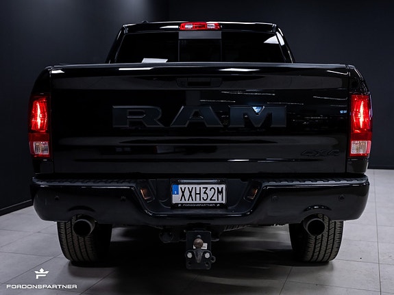 Dodge RAM 1500 8 of 30