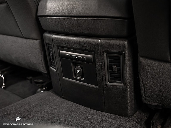 Dodge RAM 1500 29 of 30