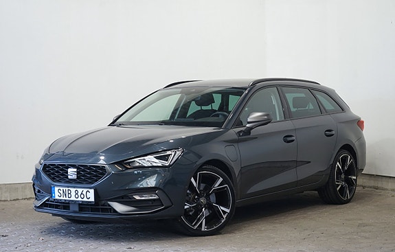 Seat Leon 2 of 5