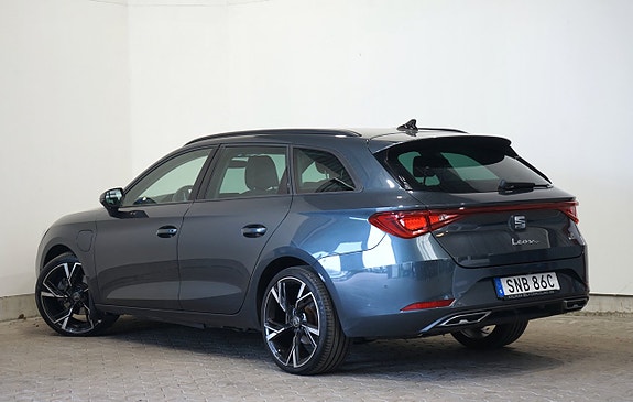 Seat Leon 3 of 5