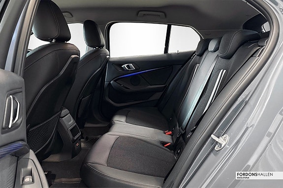 BMW 118i 14 of 29
