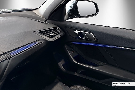 BMW 118i 27 of 29