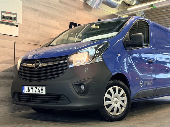 Opel Vivaro 5 of 5