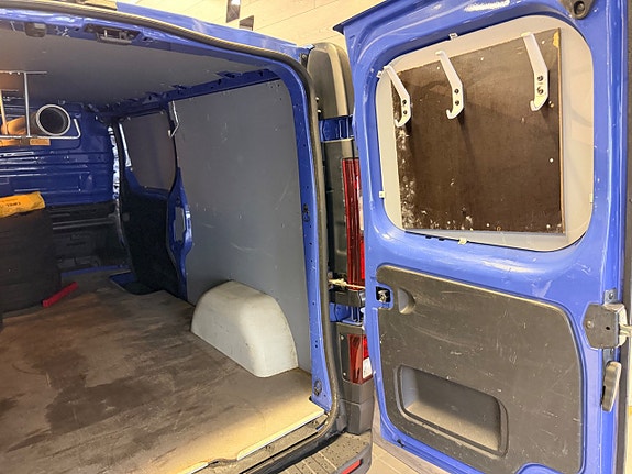 Opel Vivaro 20 of 24