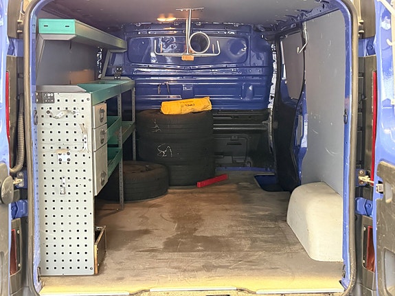 Opel Vivaro 17 of 24