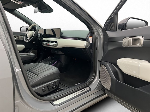 Kia EV4 15 of 30
