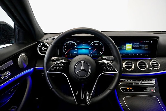 Mercedes-Benz E220 14 of 24