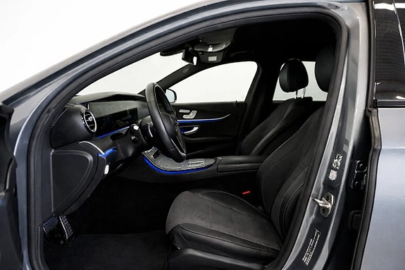 Mercedes-Benz E220 21 of 24