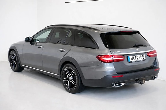 Mercedes-Benz E220 8 of 24
