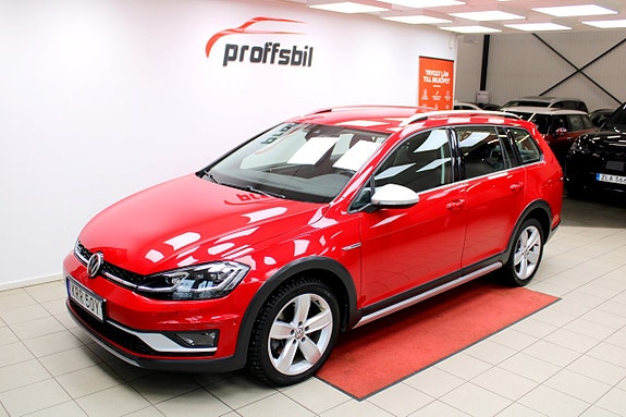 Volkswagen Golf Alltrack 5 of 5