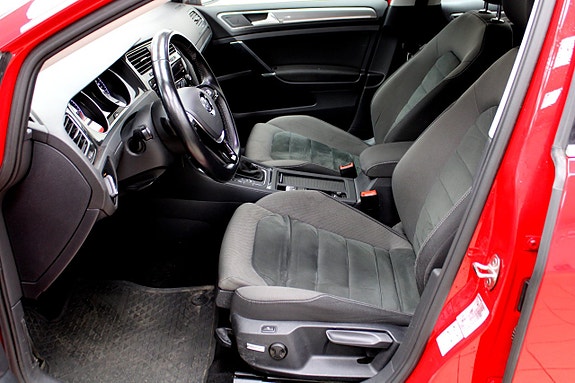 Volkswagen Golf Alltrack 7 of 26