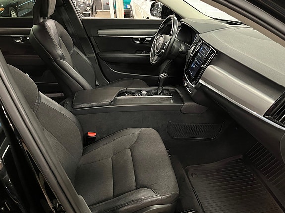 Volvo V90 6 of 8