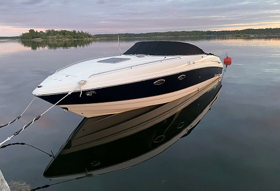Chaparral 265 SSI 2004 – mycket fint skick – VP 8,1L 375HK