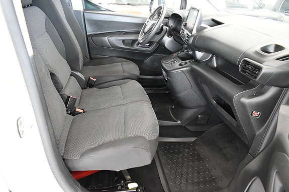 Opel Combo 8 of 19