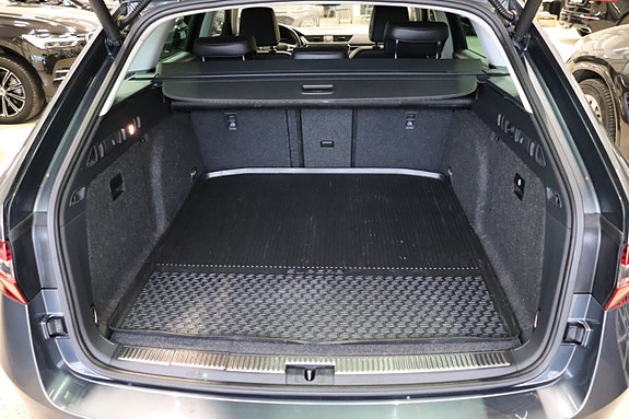 Skoda Superb 6 of 28