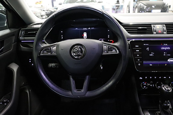 Skoda Superb 15 of 28