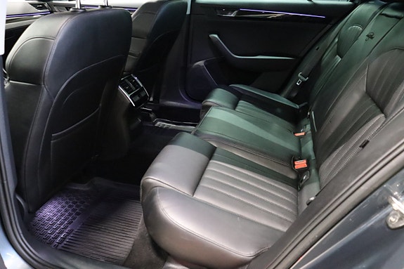 Skoda Superb 11 of 28