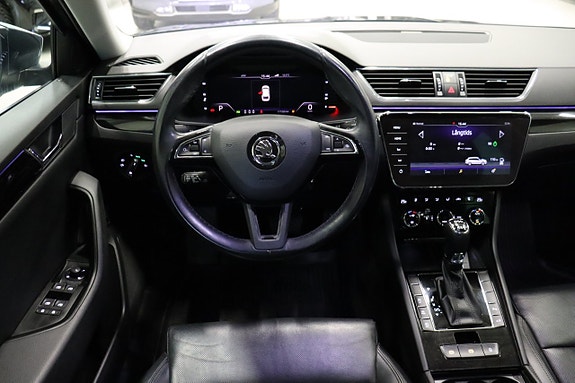 Skoda Superb 14 of 28